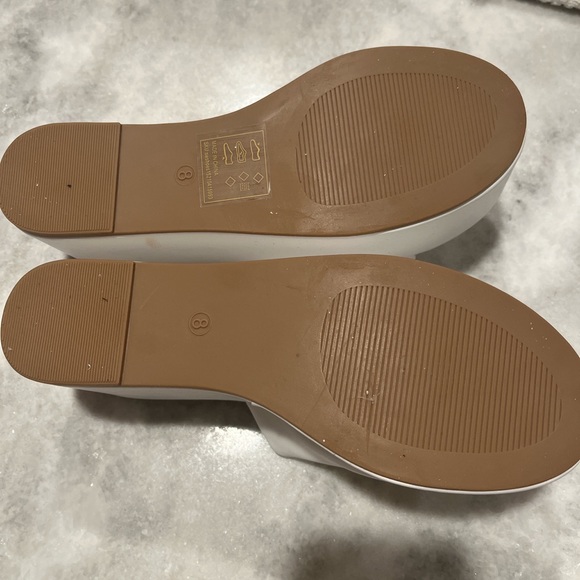 PLATFORM SANDALS - Picture 2 of 2